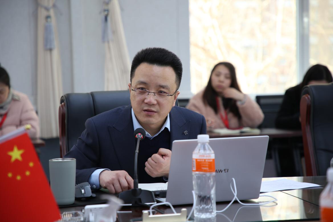 米乐官网召开期初教学检查汇报会