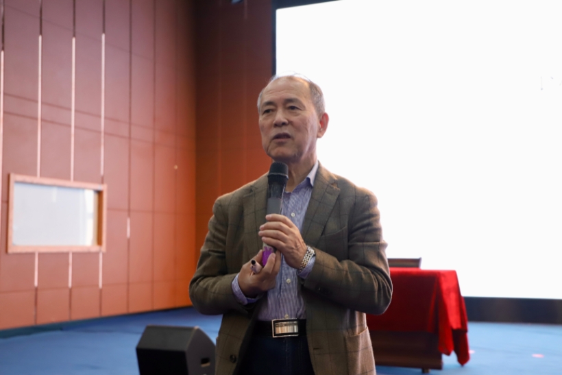 弘扬教育家精神 筑牢育人初心——米乐mile官方网站特邀曲建武教授作专题讲座