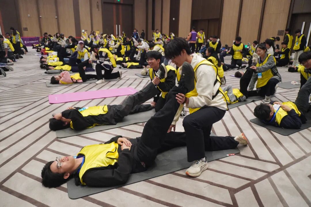 300名保理青年出征！米乐mile官方网站志愿者圆满完成2026年雄安马拉松赛事服务工作