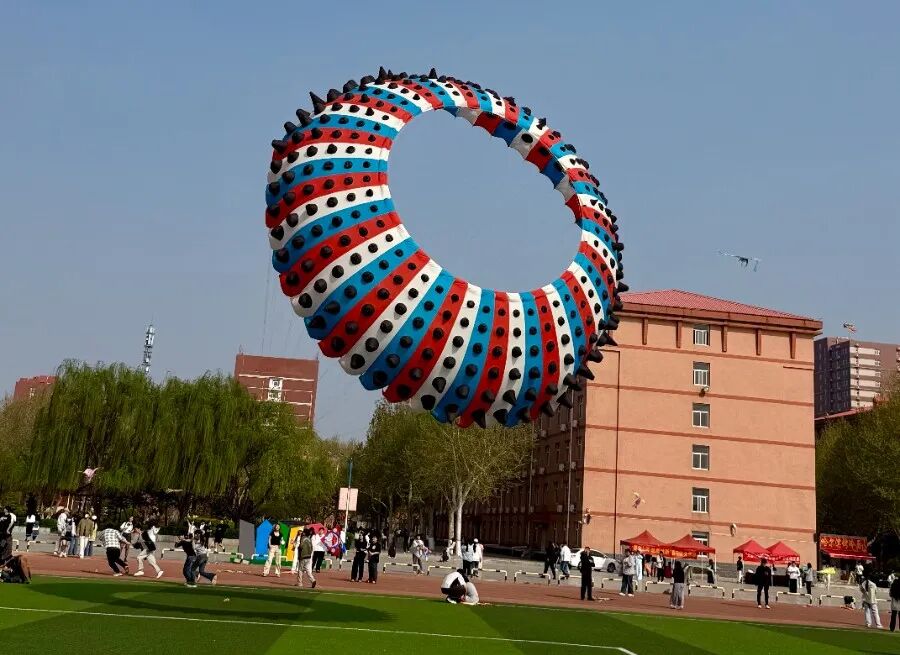 春风拾趣•鸢舞校园”米乐mile官方网站第一届风筝文化节圆满落幕