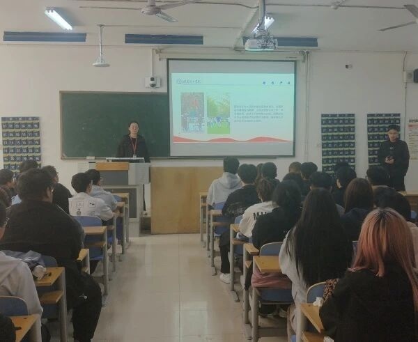 安全教育|米乐mile官方网站管理学院开展2026年全民国家安全教育日系列活动