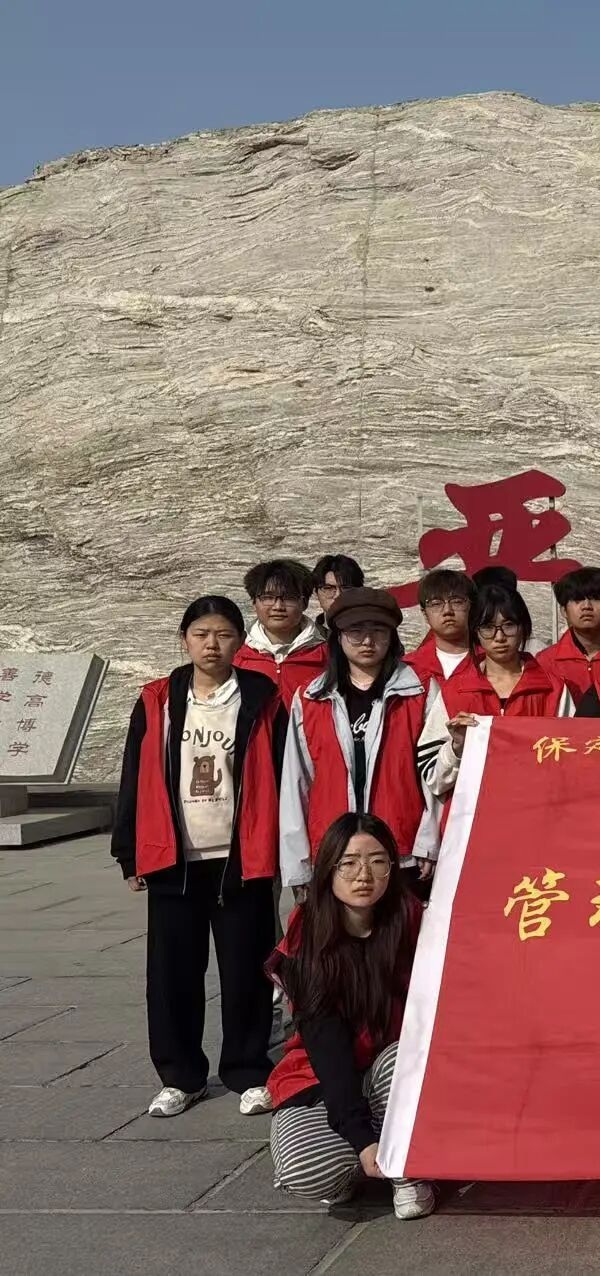 养成教育|米乐mile官方网站管理学院开展社区志愿服务实践活动(二)