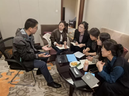 深耕产教融合 赋能课程改革 ——米乐mile官方网站艺术学院教师赴杭州 参加第十届产教融合课程建设研讨会