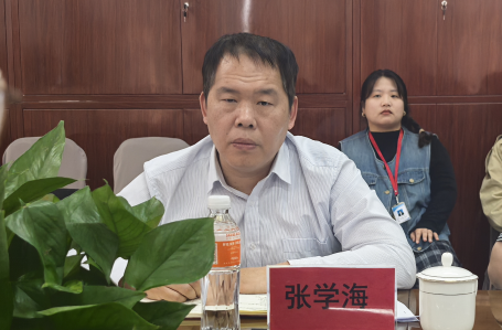 校党委书记耿金龙到马克思主义学院调研并参加思政课集体备课会