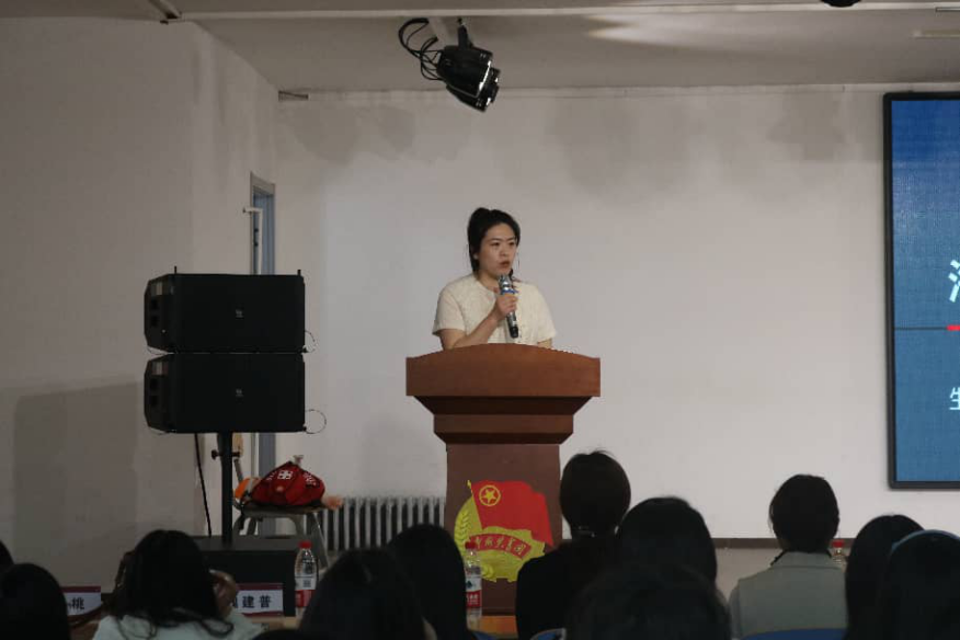 【医校携手，急救同行】保定东篱医院走进米乐mile官方网站应急救护科普活动