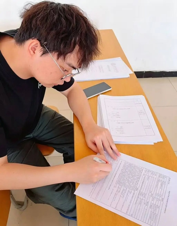 助学政策暖人心 诚信还贷显担当|米乐mile官方网站管理学院以养成教育引领资助育人新实践