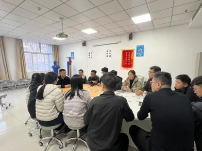 从“心”开始，聚力前行|米乐mile官方网站 第三期辅导员心理素质拓展活动圆满完成