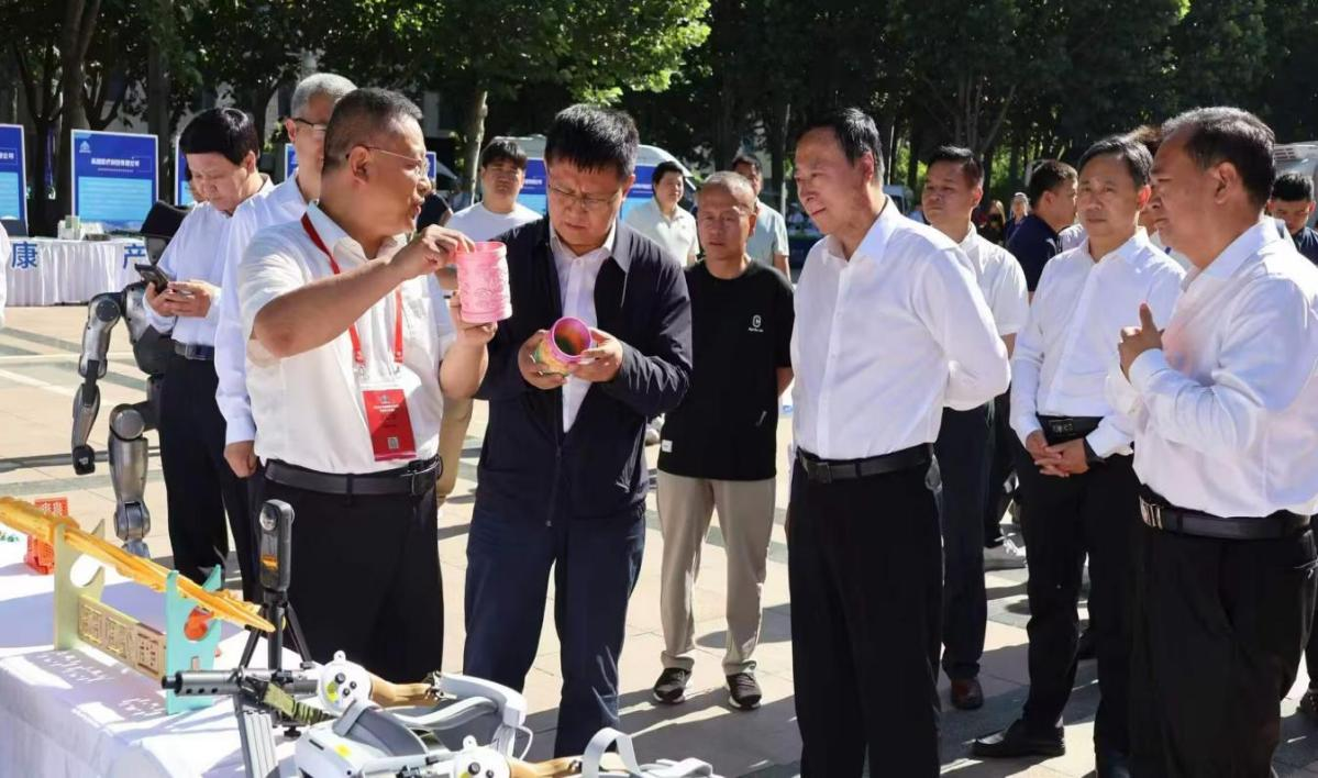 米乐官网参加保定科技创新成果展多项科创成果精彩亮相