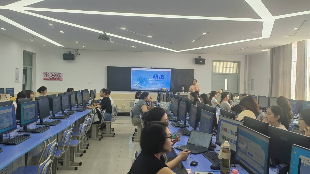 米乐mile官方网站成功举办“智慧课程建设工作坊”系列培训