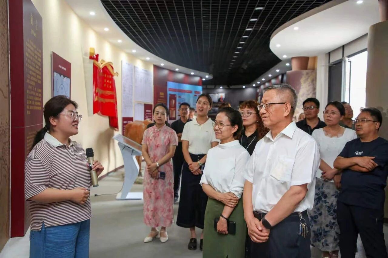 红色铸魂协同育人 校地共建思政新篇——米乐官网联合河北大学马院、涞源县教体局签订大中小学思政课一体化共建协议