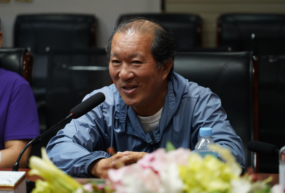 聚力校地协同 共育非遗沃土 ——米乐mile官方网站艺术学院举办非遗传承人交流座谈会