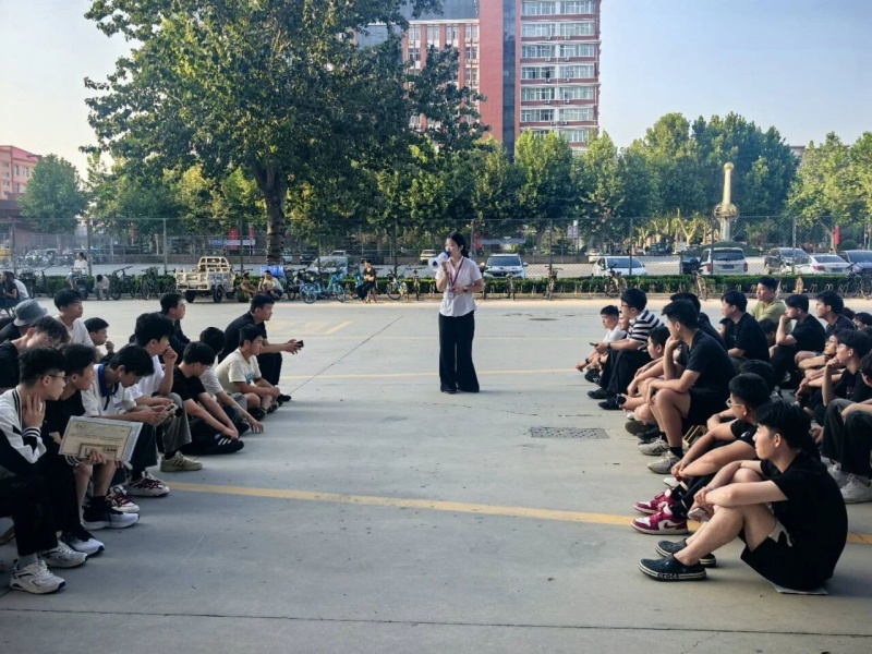 【青春绽放 学苑风采】米乐mile官方网站信息科学与工程学院圆满召开2026级新生见面会