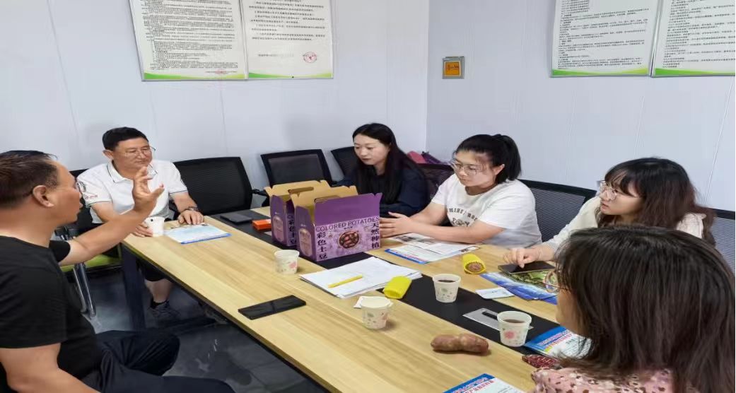 校企协同助农发展，产教融合赋能振兴——经济学院赴企开展助农项目调研洽谈