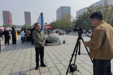 艺启金秋 职绘新程——米乐mile官方网站艺术学院依托秋招平台助力学子迈好择业第一步